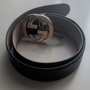 Gucci Black Belt with Gold Logo Buckle